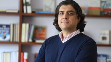 تعتمد العديد من متاجر البقالة في دولة الإمارات بشكل كبير على الطرق التقليدية ولا تواكب الرقمنة بشكل كامل، لذا يمثل توسع 24SEVEN في الإمارات فرصة لمواصلة تطوير عملياتها.
ونظرًا لاعتماد متاجر البقالة على الطرق التقليدية إلى حد كبير، هنالك إمكانيات وفرص هائلة لتوفير حلول تكنولوجية متقدمة لتعزيز نطاق عملياتهم.


ويقول جرار شاه، المؤسس والرئيس التنفيذي في 24SEVEN: "إن تطوير مواصفات أجهزة نقاط البيع (POS) في دولة الإمارات لا يقتصر على توفير الراحة لأصحاب المتاجر فحسب، بل يشمل أيضًا رقمنة النظام البيئي للمتاجر الصغيرة بأكملها.