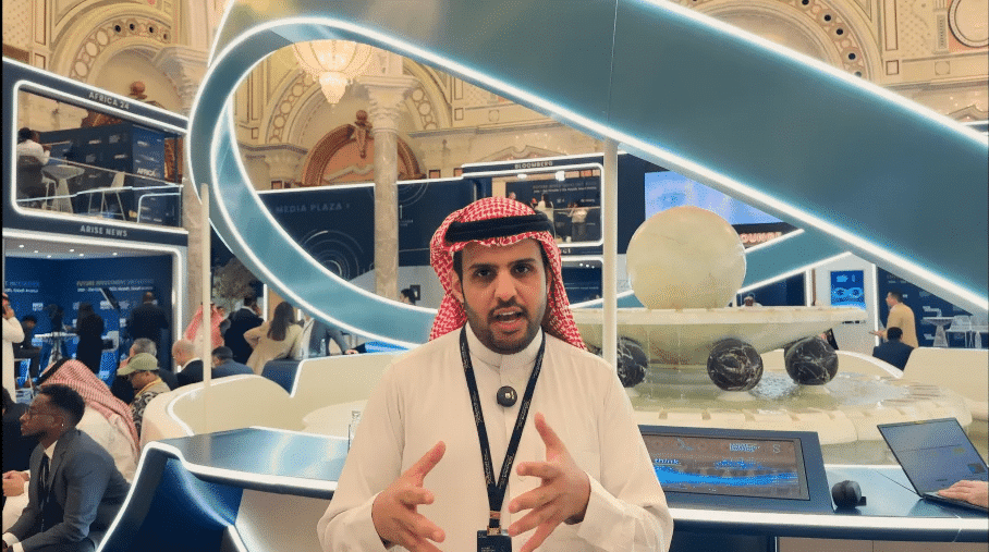 Hassan Albalawi, the Founder and CEO of Wakecap, a Saudi-based technology solutions company specializing in projec management, highlighted that his company’s mission begins with installing sensors on helmets, along with beta products, aiming to enhance workplace safety and efficiency on construction sites.